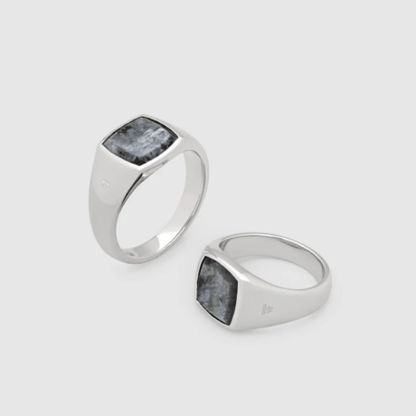 TOM WOOD   Kay Ring Larvikite