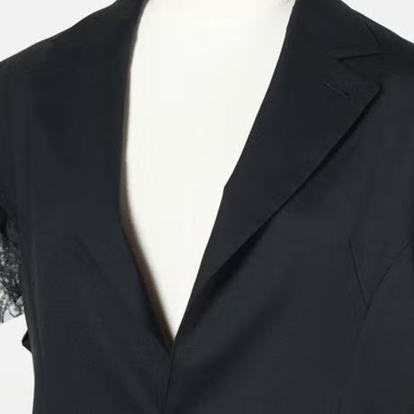Chika Kisada　　　テーラードベスト(black）