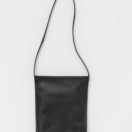 Hender Scheme    Cow Shoulder Big