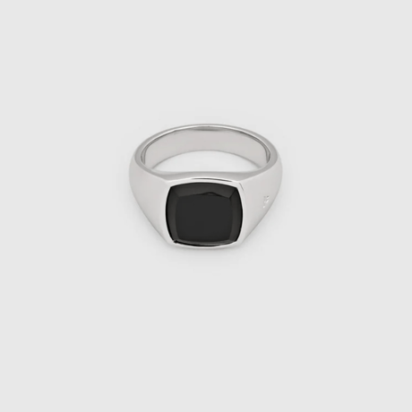TOM WOOD   Kay Ring Polished Onyx
