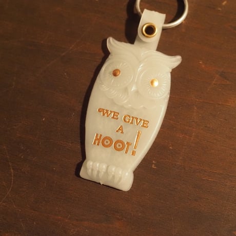 GLOW OWL KEYCHAIN