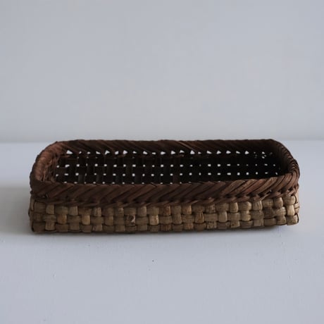 沢胡桃小物入れ籠大(市松）