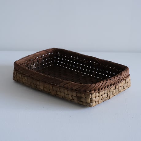 沢胡桃小物入れ籠大(市松）