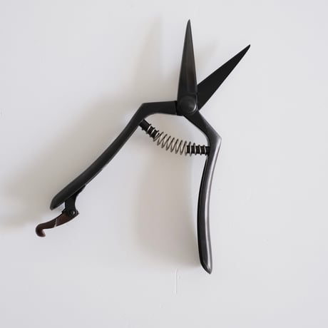 竹二作 / Thinning shears
