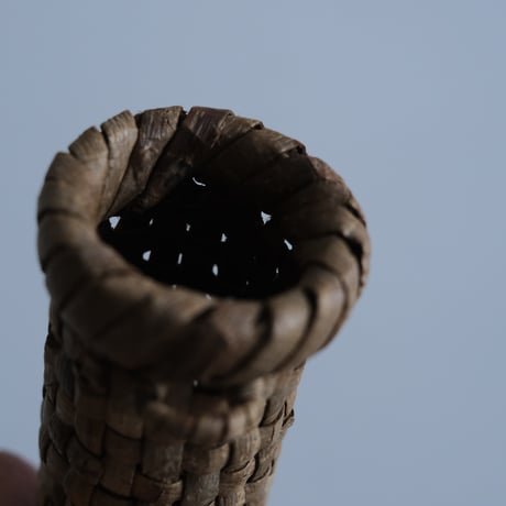 美山胡桃 壁掛け一輪挿し大（細・市松）