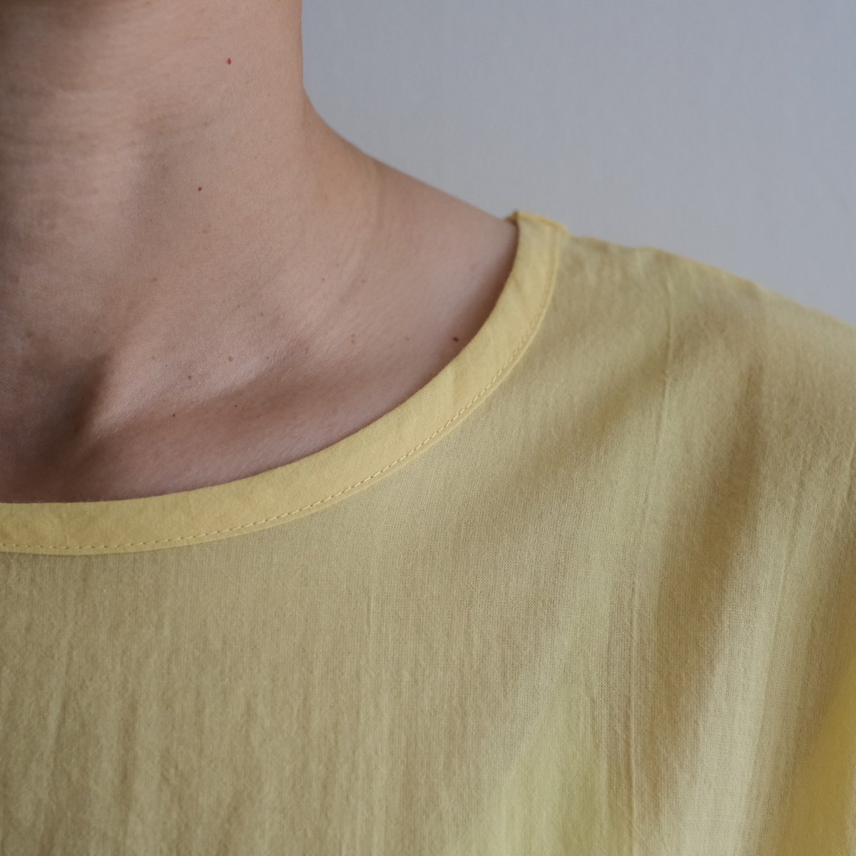 Yoli / Simple blouse（Lady 's/Yellow) | archipelago