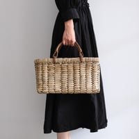 沢胡桃の手提げ籠(全面細止）