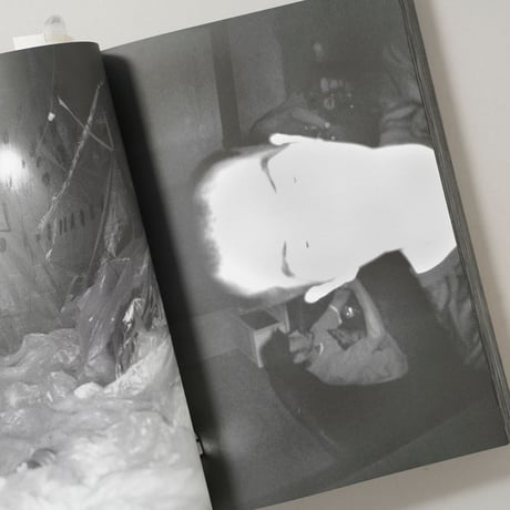 spew / 横田大輔(Daisuke Yokota)、宇田川直寛(Naohiro Utagawa)、北川浩司(Kouji Kitagawa)