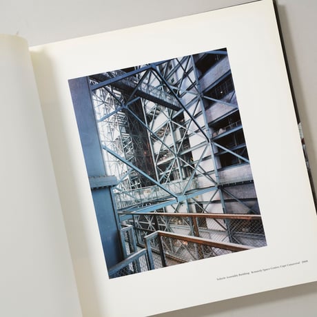 Thomas Struth: Photographs 1978-2010 / Thomas Struth(トーマス・シュトゥルート)