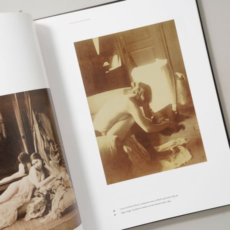 Exposed: Voyeurism, Surveillance, and the Camera Since 1870 / Sandra S. Phillips(サンドラ・S・フィリップス)