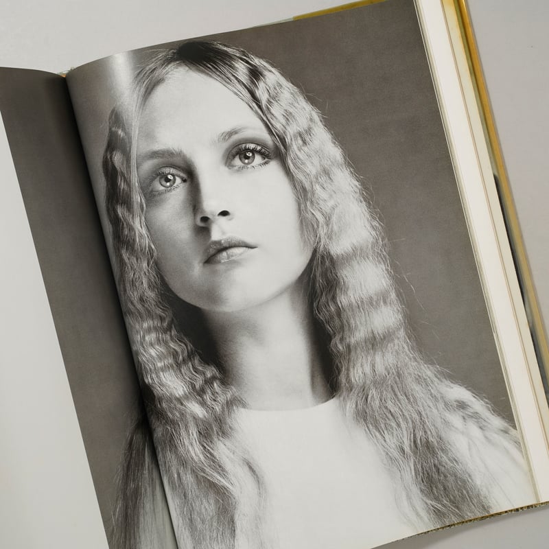 Richard Avedon Photographs 1947-1977 / Richard