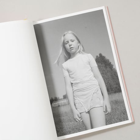 THE BLISS OF GIRLHOOD JAPAN EDITION / KRISTINA ROZHKOVA(クリスティーナ・ロシュコヴァ)