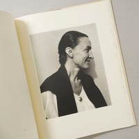 Georgia O'keeffe a Portrait by Alfred Stieglitz / Alfred Stieglitz (アルフレッド・スティーグリッツ)