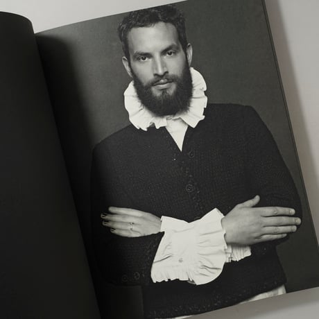 The Little Black Jacket Chanel’s Classic Revisited / Karl Lagerfeld(カール・ラガーフェルド)