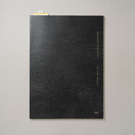 ON THE BEACH / 杉本博司（Hiroshi Sugimoto）