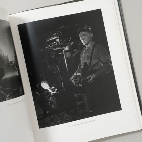 YOUSUF KARSH Heroes of Light and Shadow / Yousuf Karsh(ユーサフ・カーシュ)