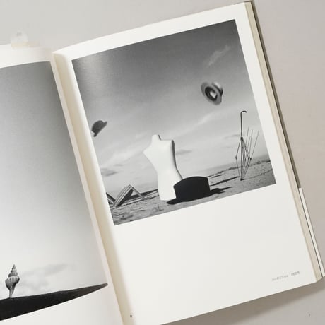 植田正治写真集 吹き抜ける風 / 植田正治(Shoji Ueda)