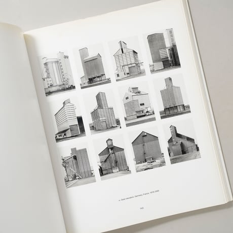 Bernd and Hilla Becher: Life And Work / Susanne Lange(スザンネ・ランゲ)