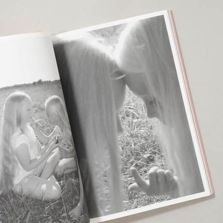 THE BLISS OF GIRLHOOD JAPAN EDITION / KRISTINA ROZHKOVA(クリスティーナ・ロシュコヴァ)
