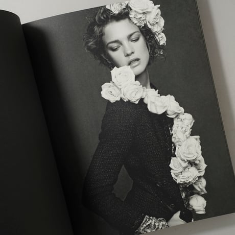 The Little Black Jacket Chanel’s Classic Revisited / Karl Lagerfeld(カール・ラガーフェルド)