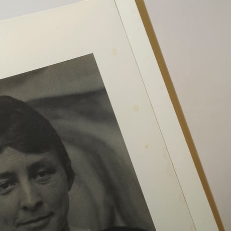 Georgia O'keeffe a Portrait by Alfred Stieglitz / Alfred Stieglitz (アルフレッド・スティーグリッツ)