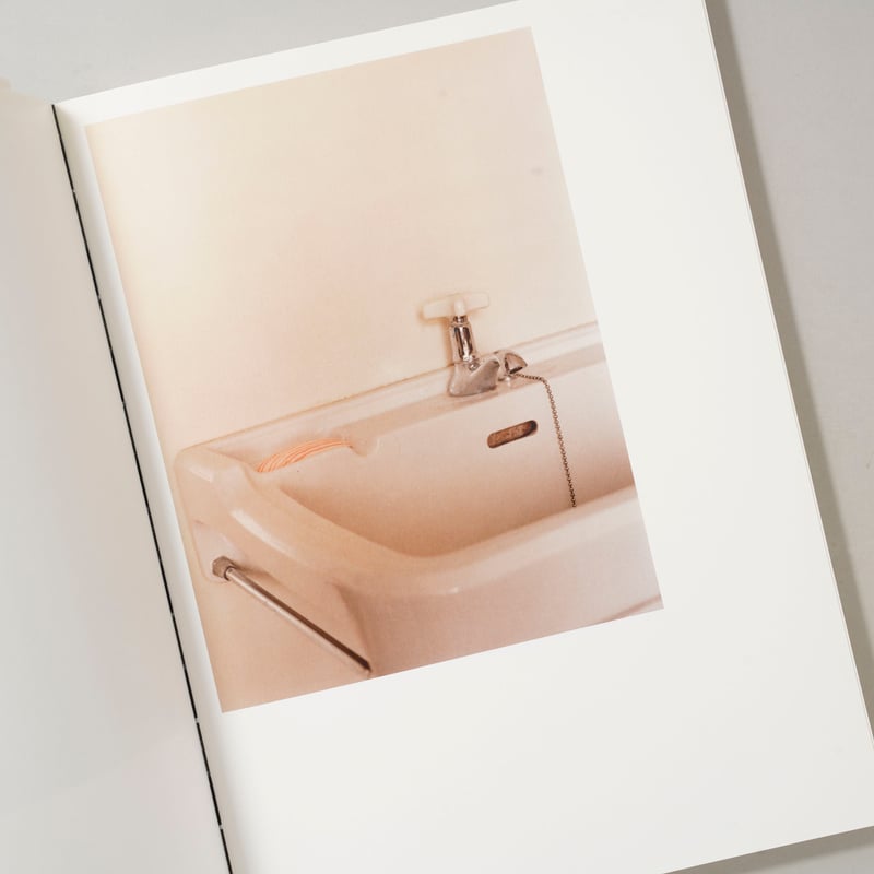 CATEGORY ー 1990s | bookobscura｜写真集専門書店｜写真家による写真