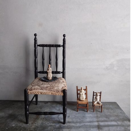 ｼﾞｭｲの座面の美しいdoll chair