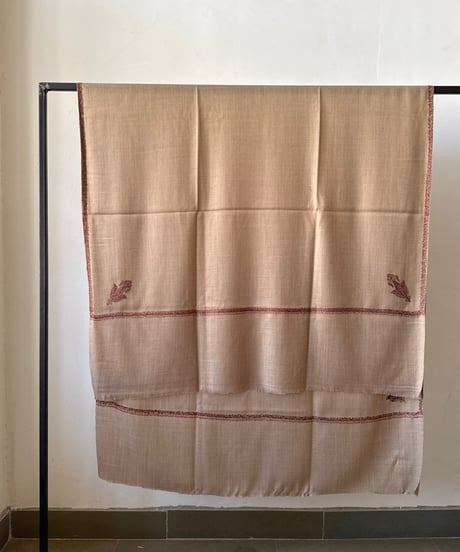 カディウール　手刺繍大判ストール