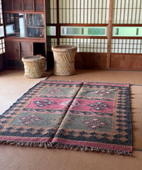 ラジャスターンの手織りラグ　ウールジュート　大       B