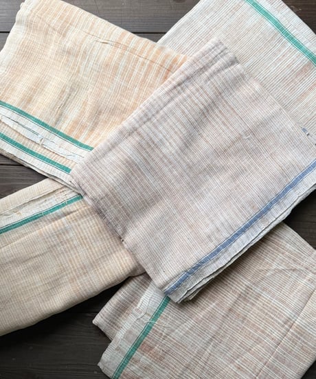 Khadi カディ　ルンギー　ーおまかせ赤系ー