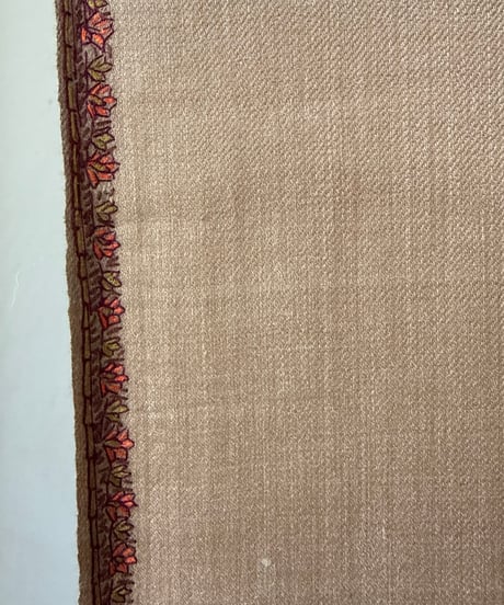 カディウール　手刺繍大判ストール