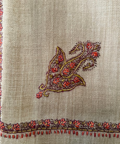 カディウール　手刺繍大判ストール