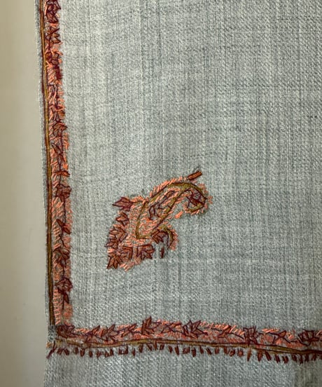 カディウール　手刺繍大判ストール