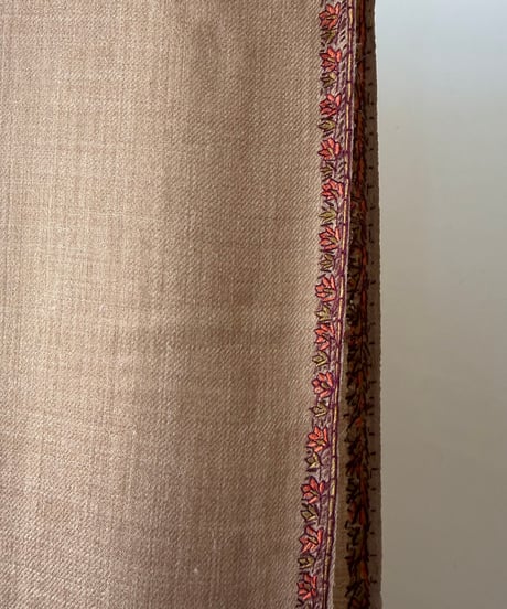 カディウール　手刺繍大判ストール
