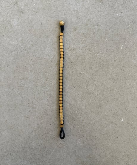 手作り真鍮ビーズと糸細工のブレスレット　D