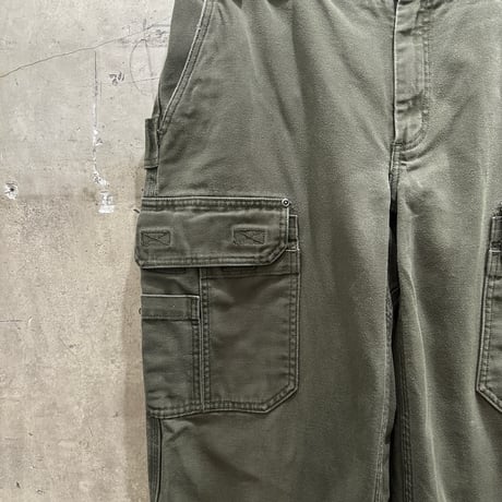 used DULUTH TRAIDING CARGO PANTS