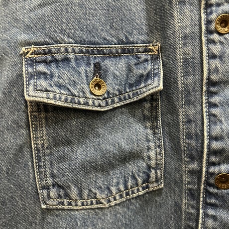 Levi's cover all