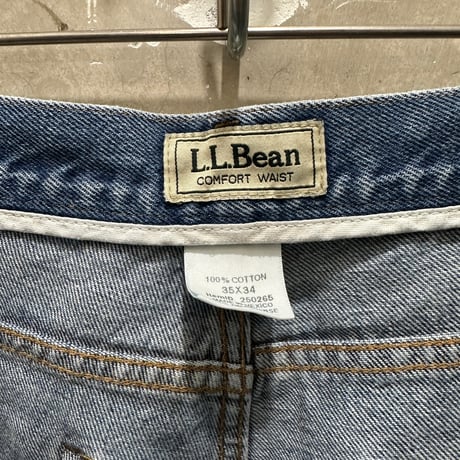 used L.L.BEAN COMFORT WAIST w35