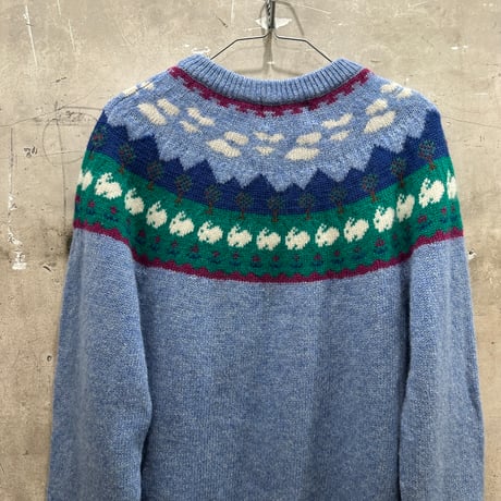 used COTEMPORARY CLASSIC SWEATER