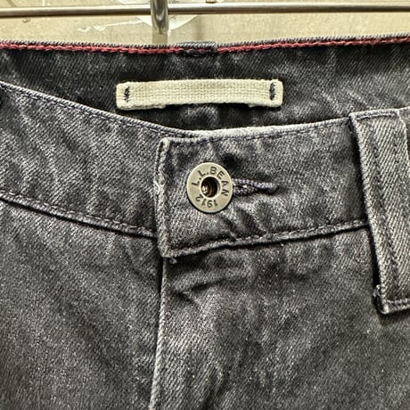 used L.L.BEAN STANDARD FIT w33