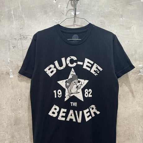 used BUCEE'S TEE