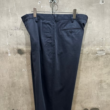 used L.L.BEAN NAVY PANTS w36
