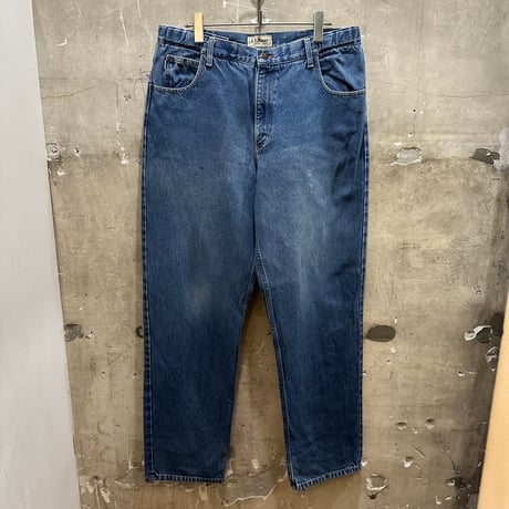 used L.L.BEAN COMFORT WAIST w35