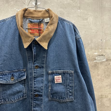 Levi's cover all