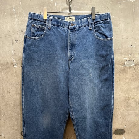 used L.L.BEAN COMFORT WAIST w35