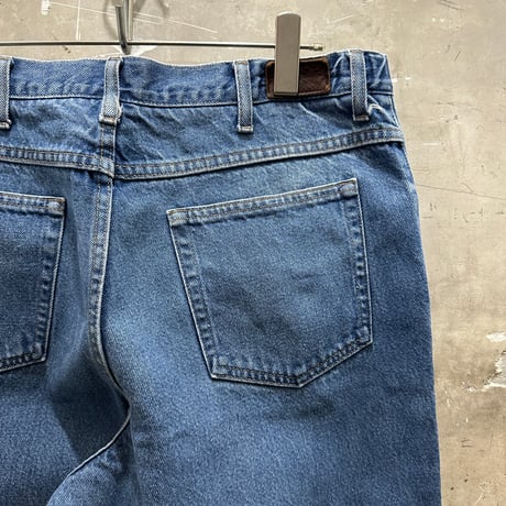 used L.L.BEAN COMFORT WAIST w35