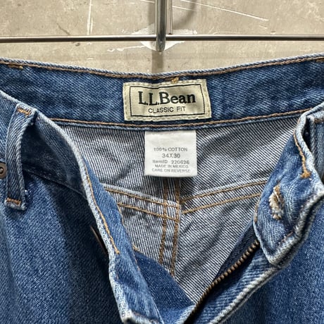 used L.L.BEAN CLASSIC FIT w34