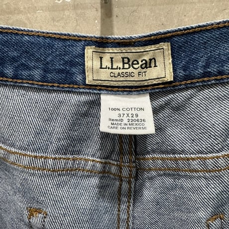 used L.L.BEAN CLASSIC FIT w37
