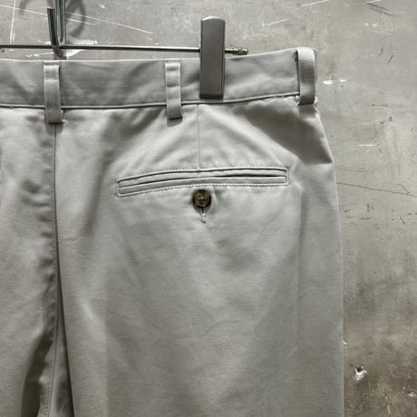 used L.L.BEAN PANTS w33