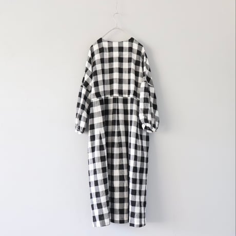 涼しい！しろくろワンピース〈大きめチェック〉【Cotton House Aya×ZIPANG】